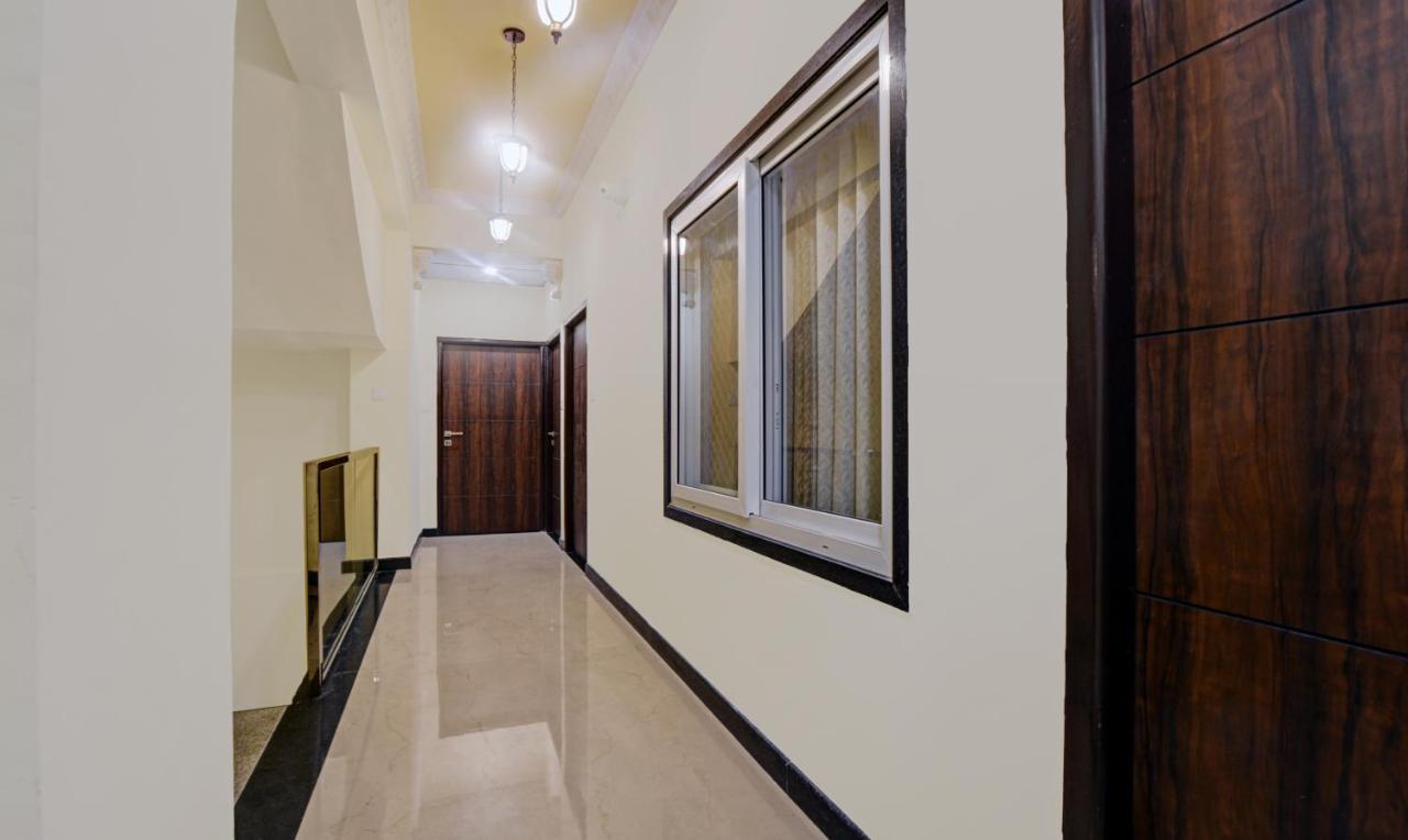 Treebo Jheel Mahal Hotel Udaipur Bagian luar foto
